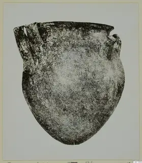 Pottery vessel Red Polished I, photographed against a pale background