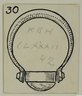 Field drawing of a silver hoop-shaped object with a dotted band and a rectangular plate with a half-disc element at its base