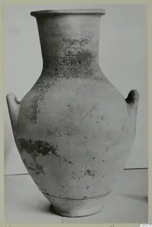 Pottery Plain White VII, amphora (M.34.36)