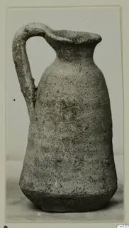 Pottery Plain White IV-V jug with a strap handle, from Idalion