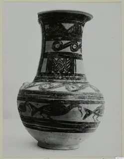 Painted bichrome wheel-made pottery vessel from Heurltey, with bird and geometric bands