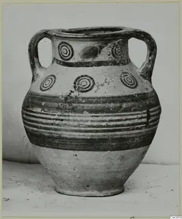 Two-handled amphora-crater from Marion with concentric circles on the shoulder and horizontal painted bands