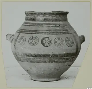 Pottery Bichrome IV amphora-krater with concentric circles and painted bands