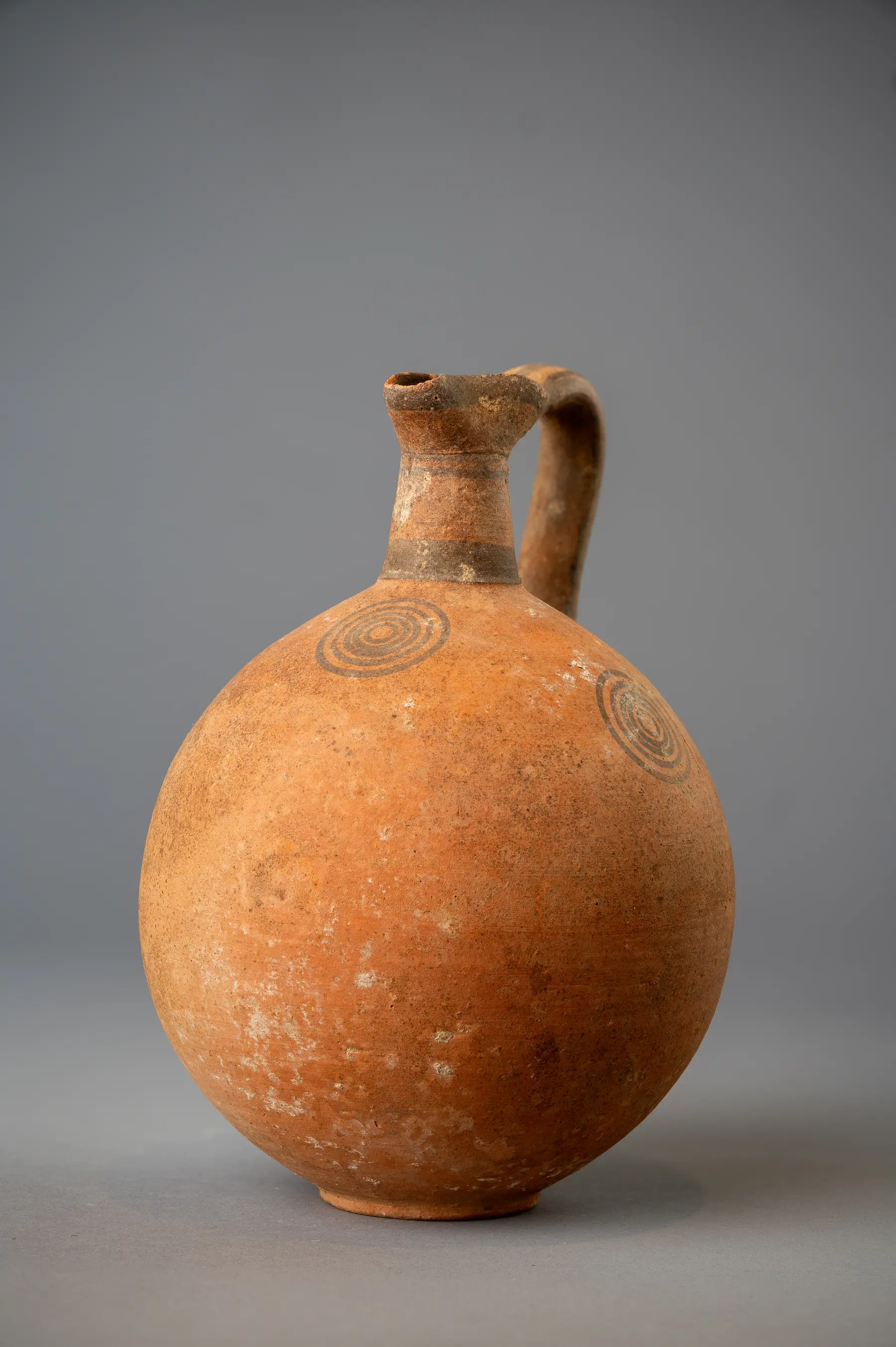 White Painted Oinochoe, Geometric Cypriot jug