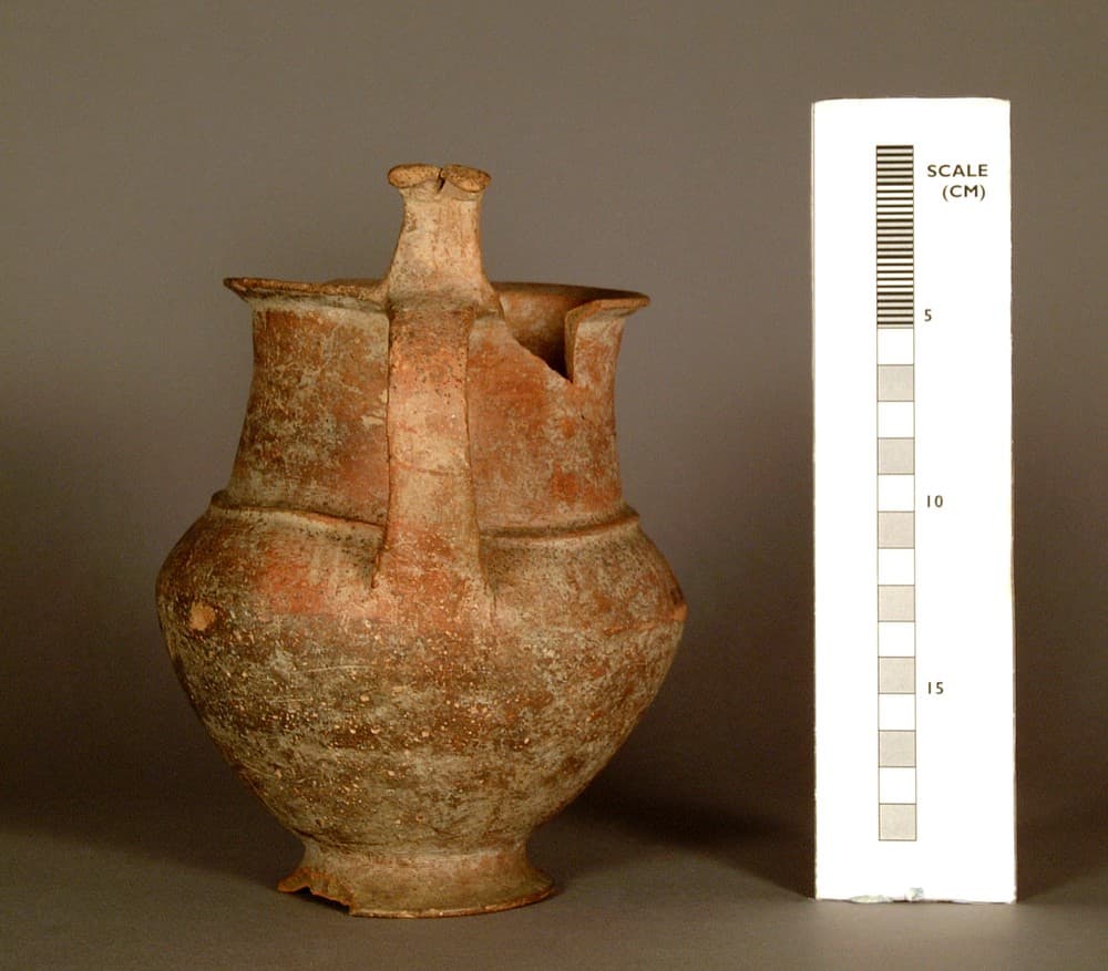 tankard, Late Bronze Age II Cypriot jug
