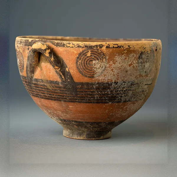 Black-on-Red Deep Bowl with Concentric Circles below the Rim