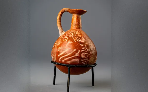 Red Polished Jug with Concentric Circles and Line Panels