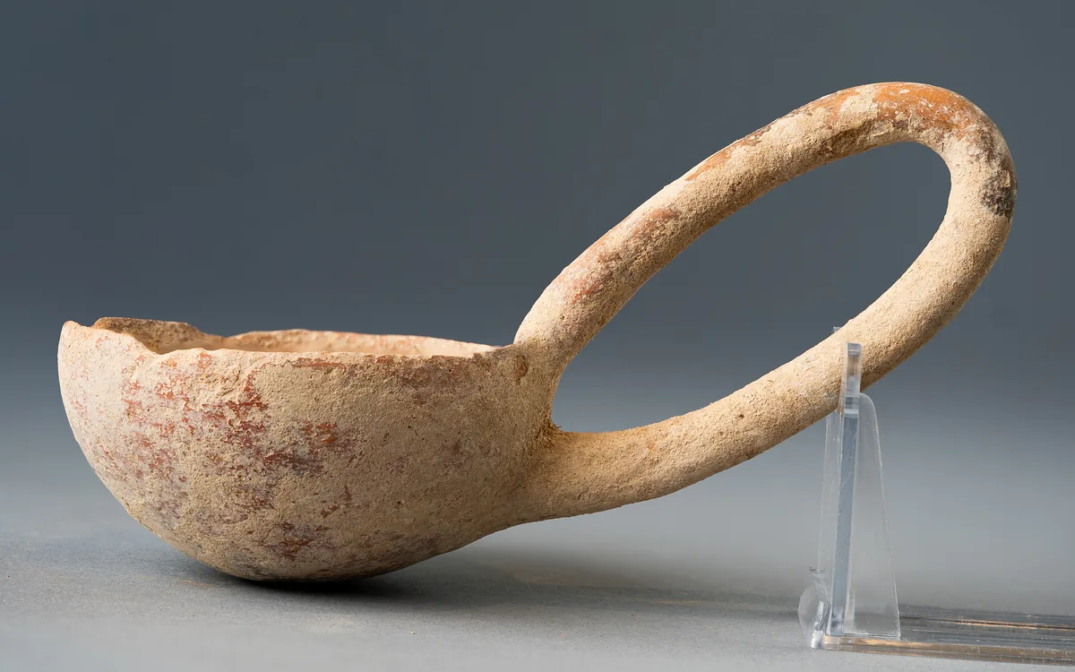 Dipper with High Loop Handle