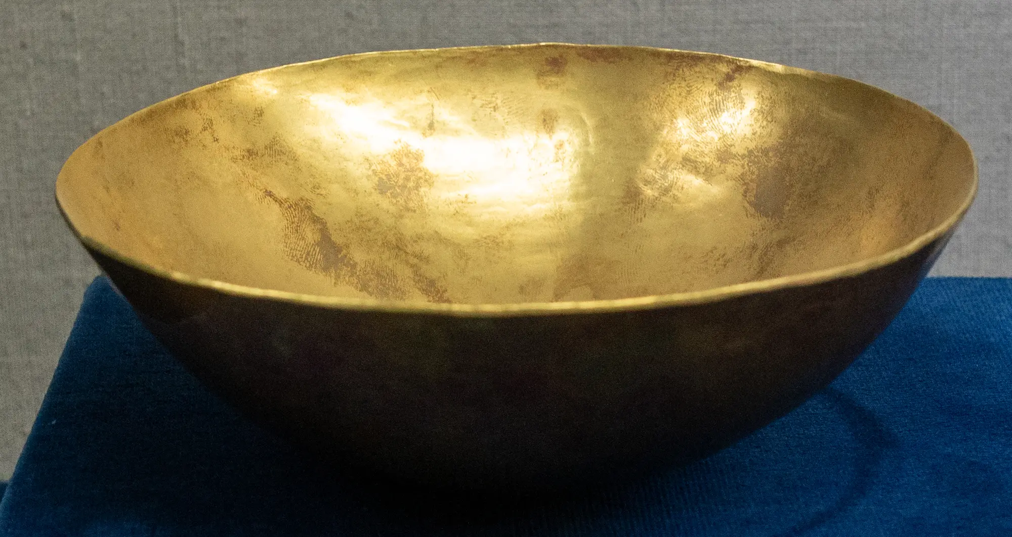 Gold Bowl, Middle Bronze Age I Cypriot