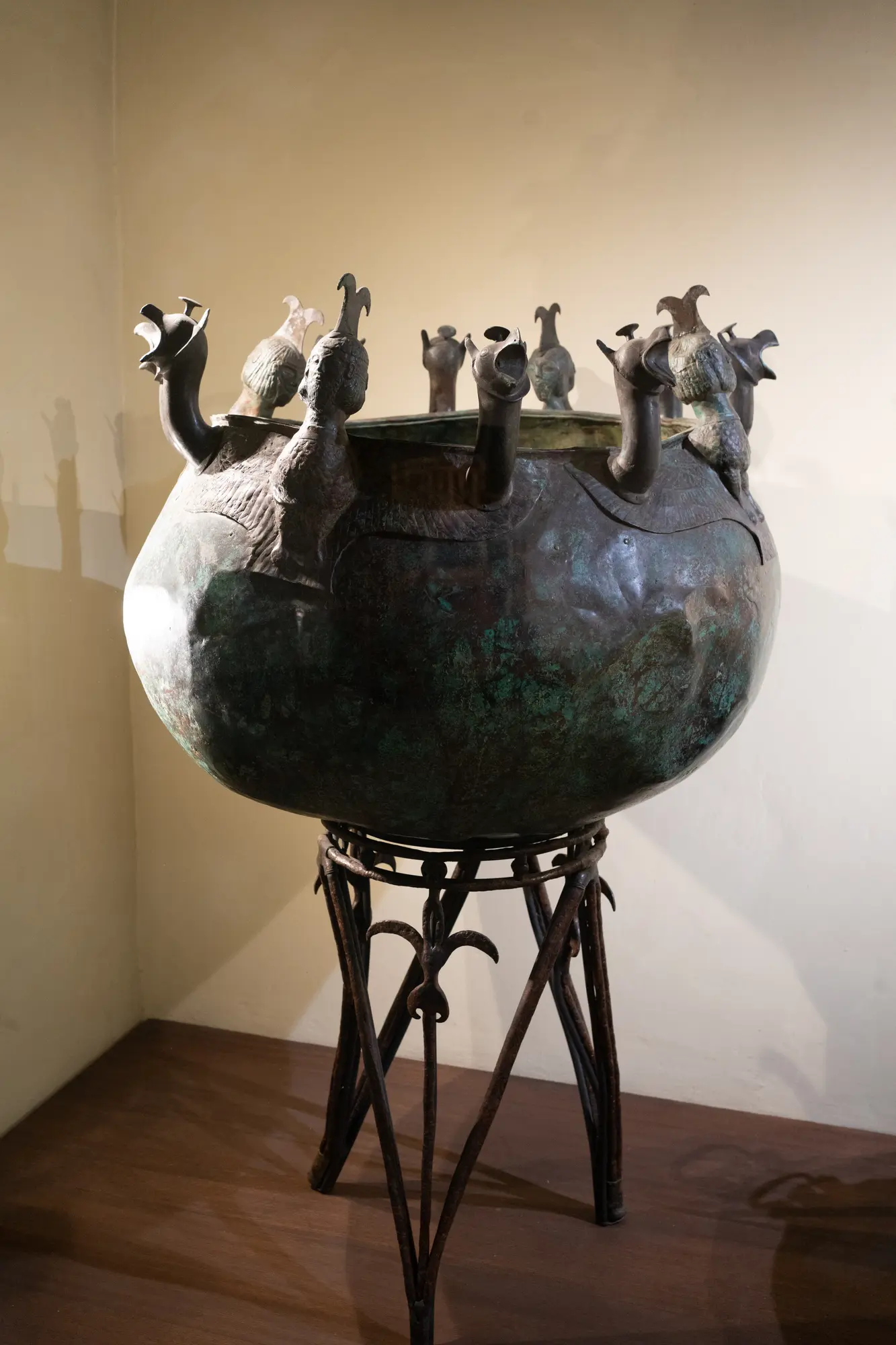 Bronze Cauldron from Salamis, Geometric III Cypriot bowl