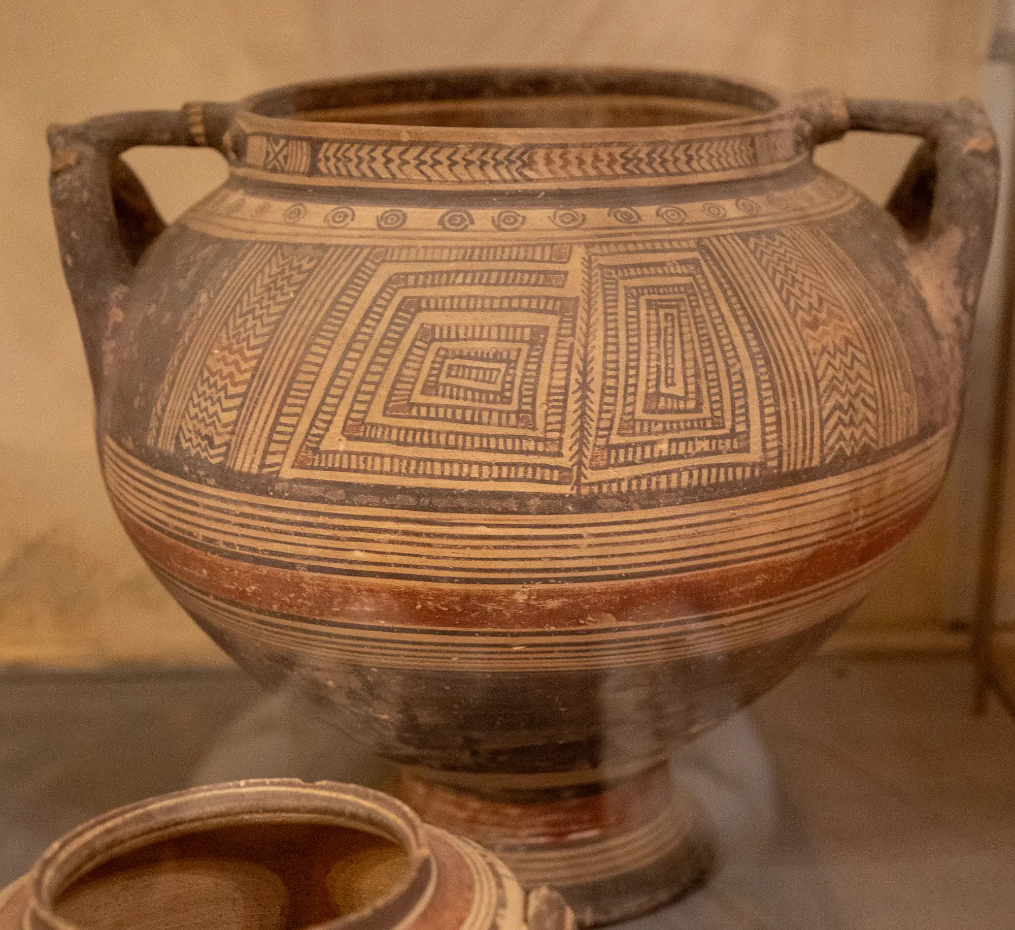 Bichrome Jar, Geometric Cypriot