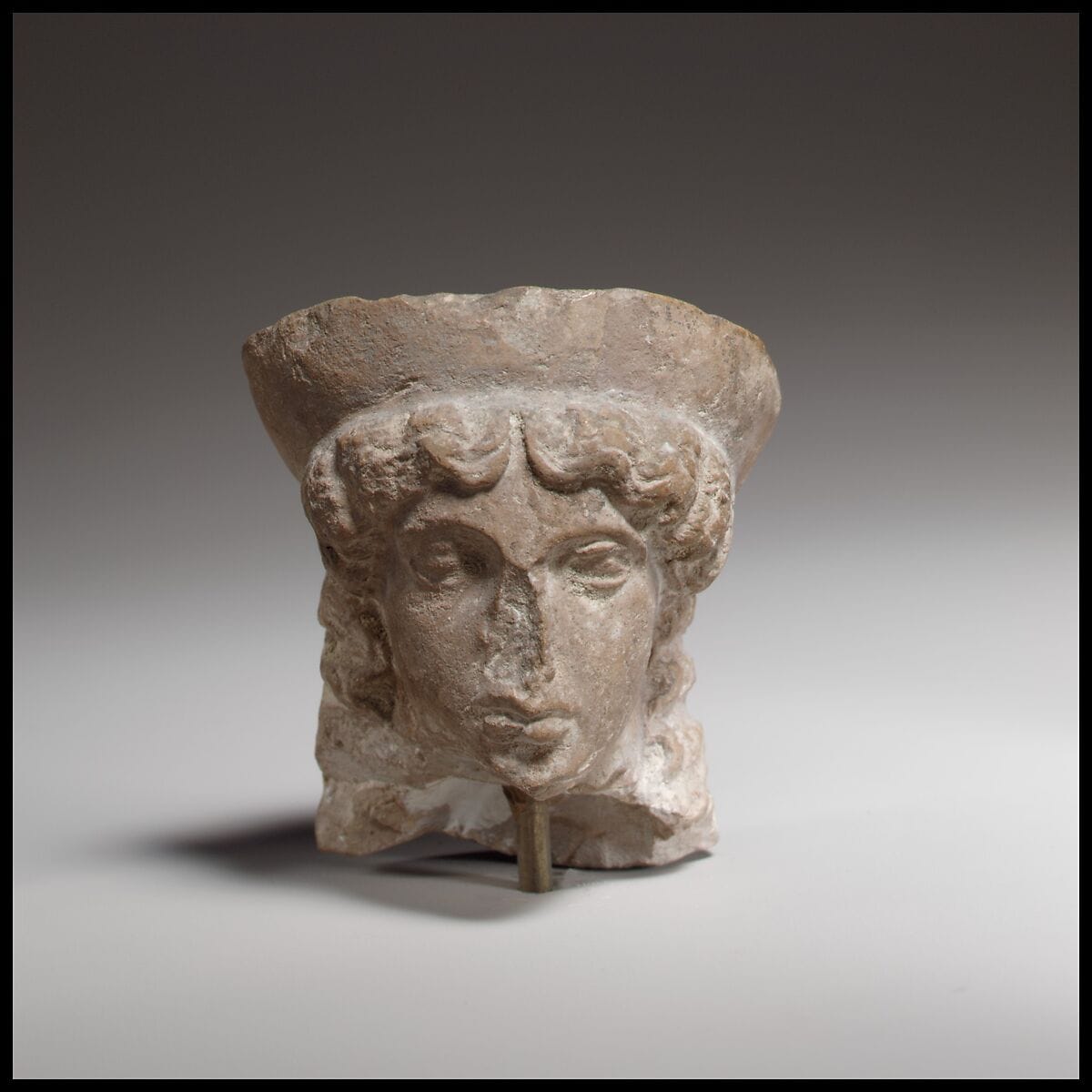 Female head, Classical Cypriot statue
