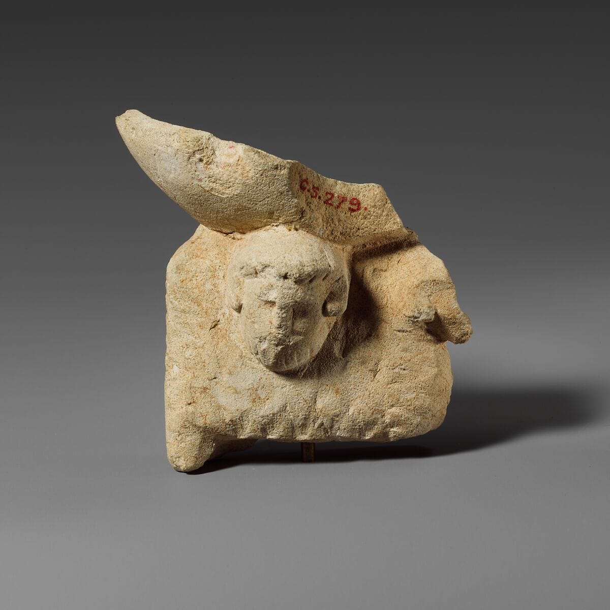 Limestone ram and head of “Zeus Ammon” supporting an incense burner, Classical Cypriot statue