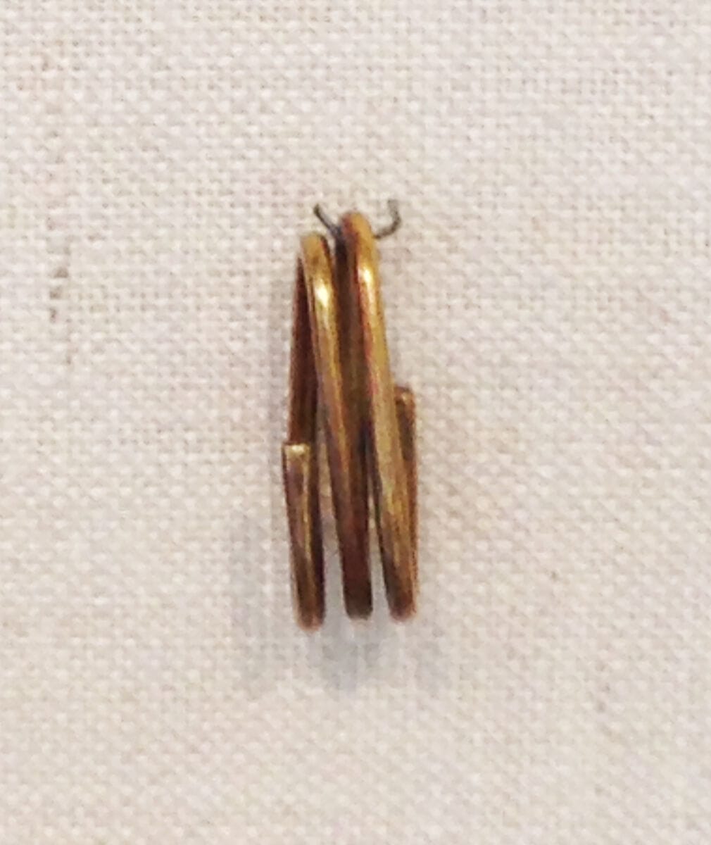 Gold spiral, Late Bronze Age II Cypriot jewelry