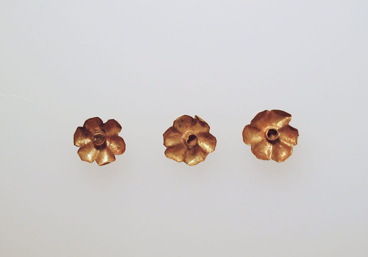 Necklace flowers, Bronze Age Cypriot jewelry