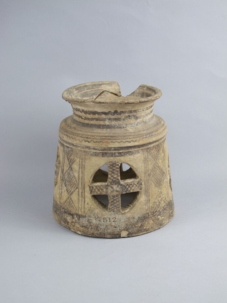 Tripod, Geometric I Cypriot tool