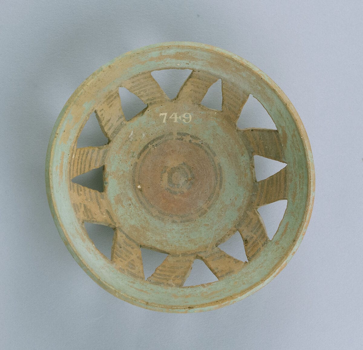 Bichrome Basket, Archaic I Cypriot
