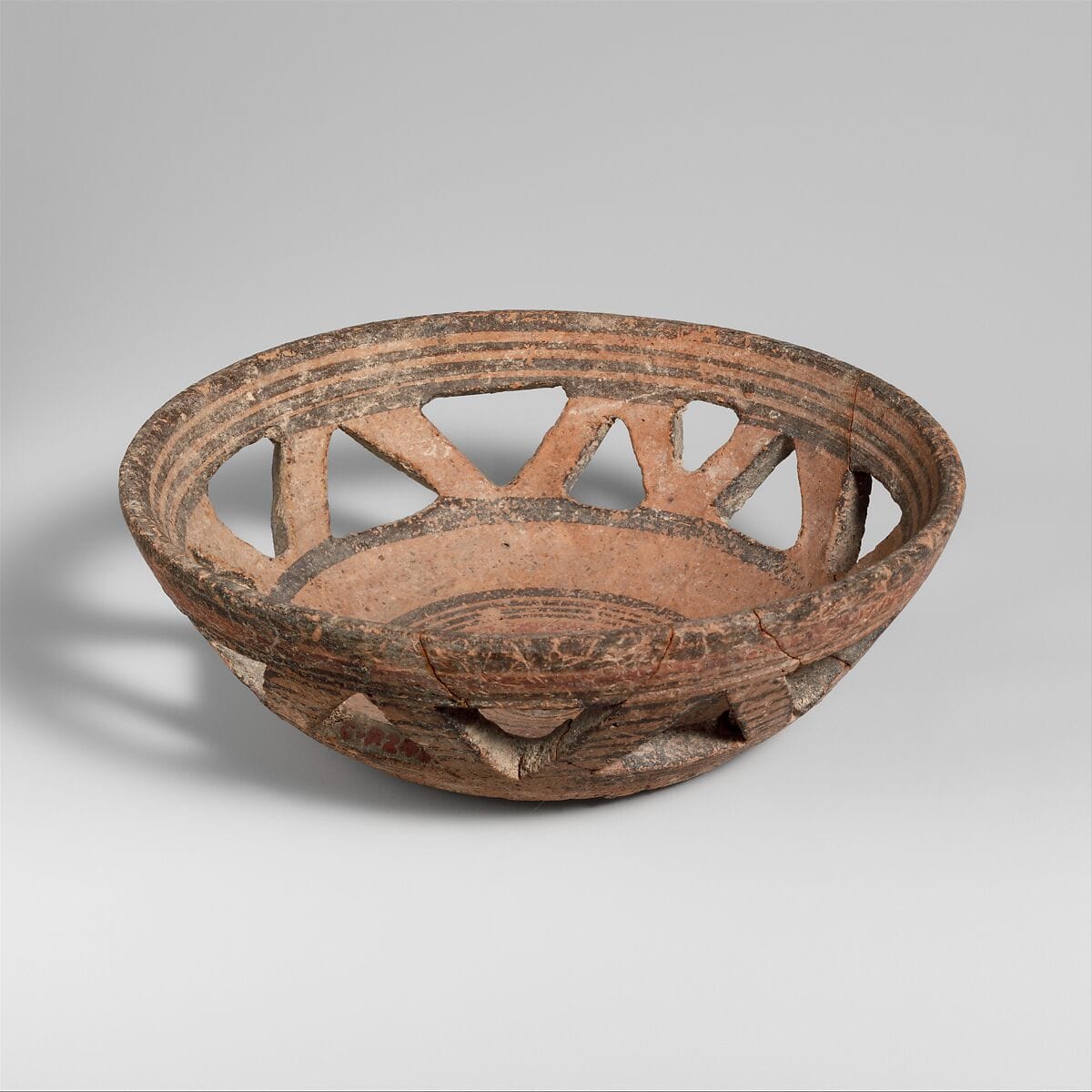 Terracotta basket bowl, Geometric III Cypriot