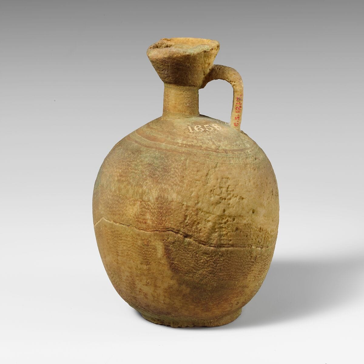 Alabaster squat lekythos, Classical Cypriot flask