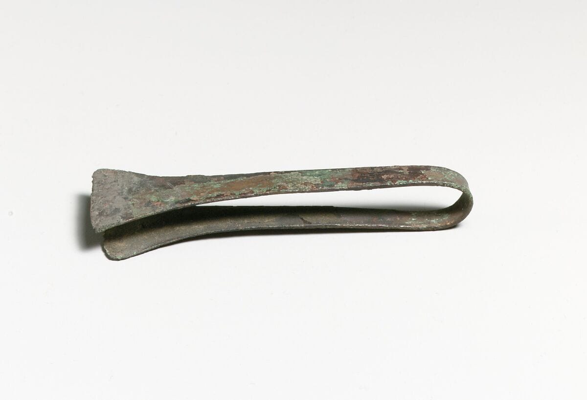 Bronze tweezers, Early Bronze Age I Cypriot tool