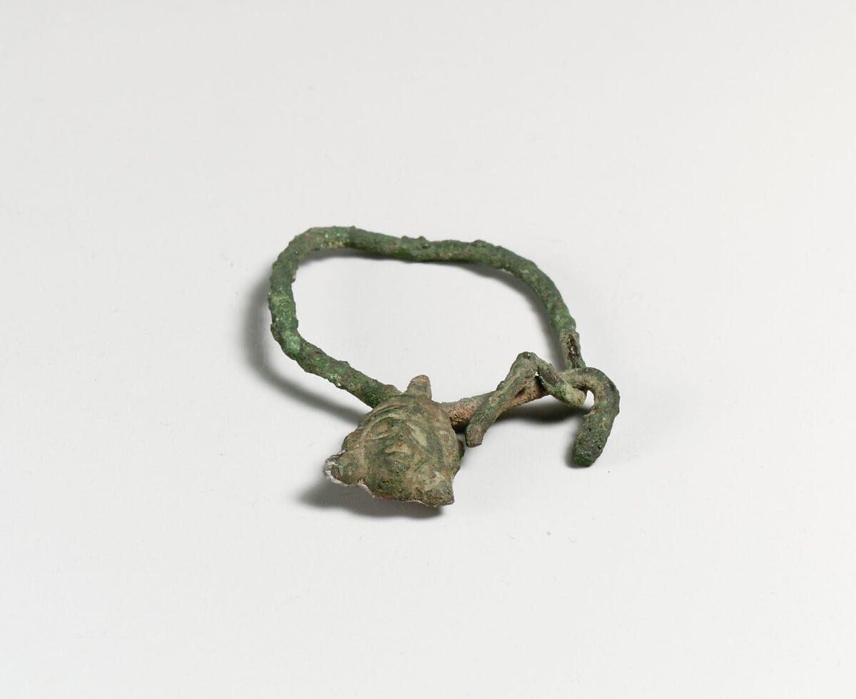 Earring, Bronze Age Cypriot jewelry