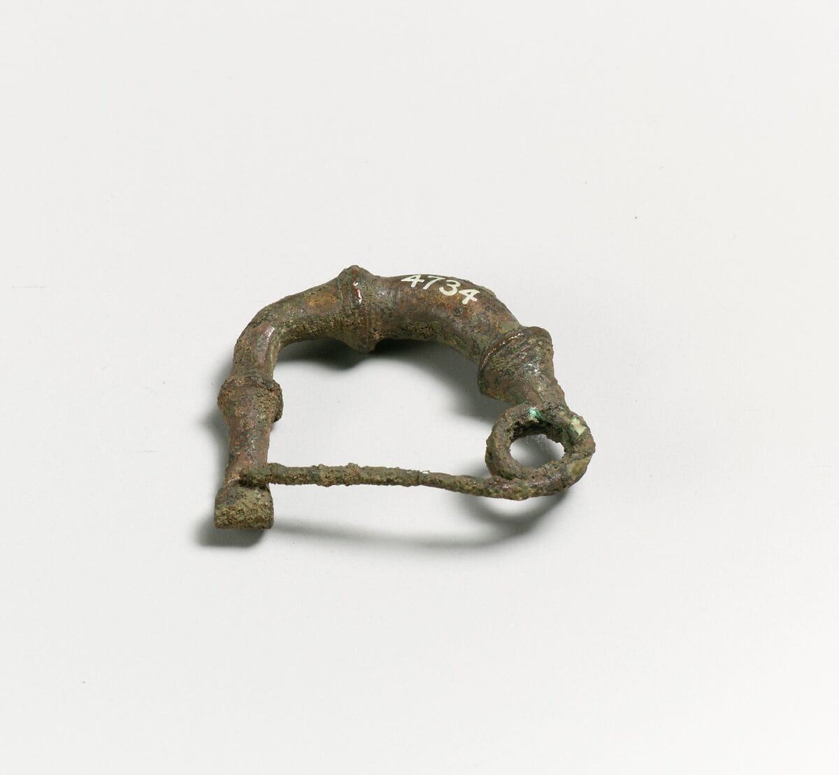 Fibula, Bronze Age Cypriot jewelry