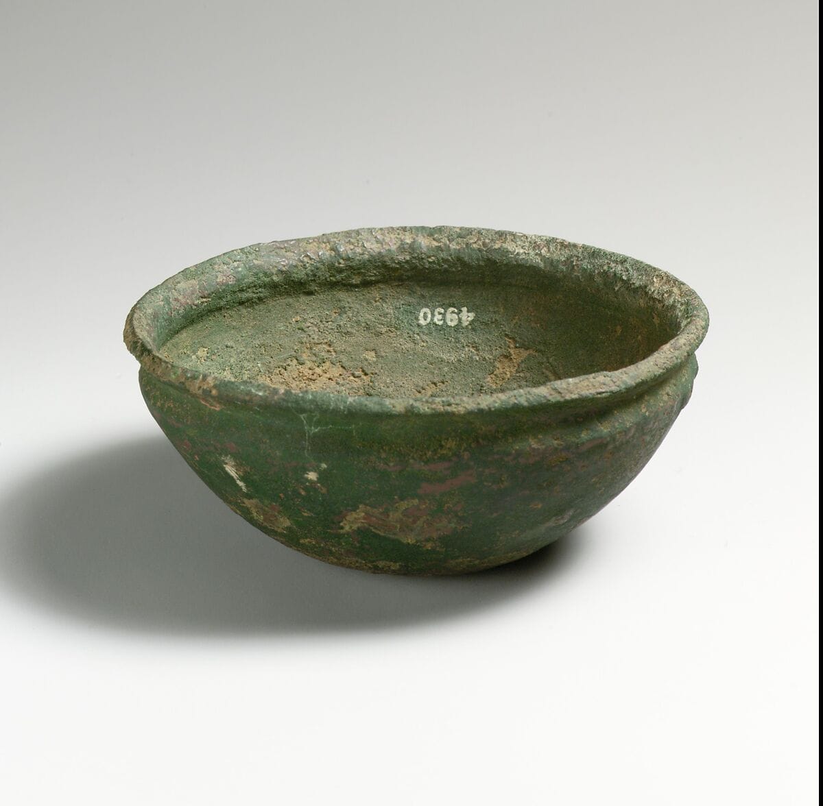 Bronze phiale (libation bowl), Archaic II Cypriot
