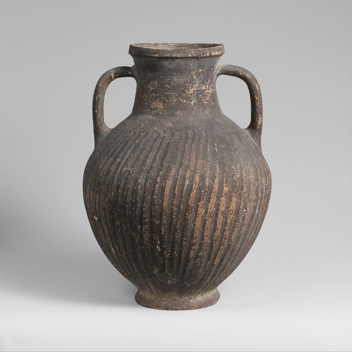 Terracotta amphora (jar), Geometric I Cypriot