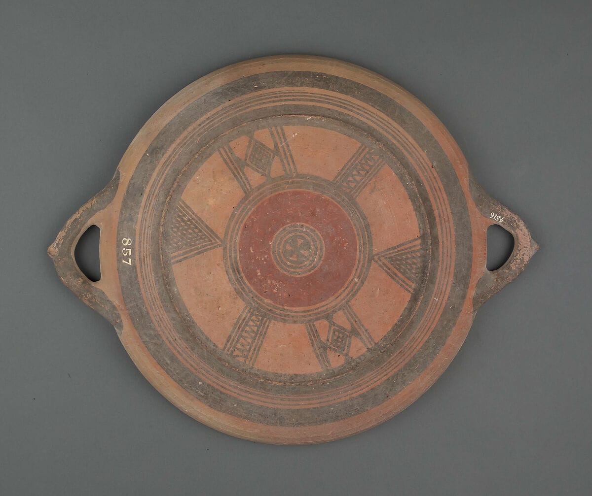 Terracotta plate, Geometric II Cypriot dish