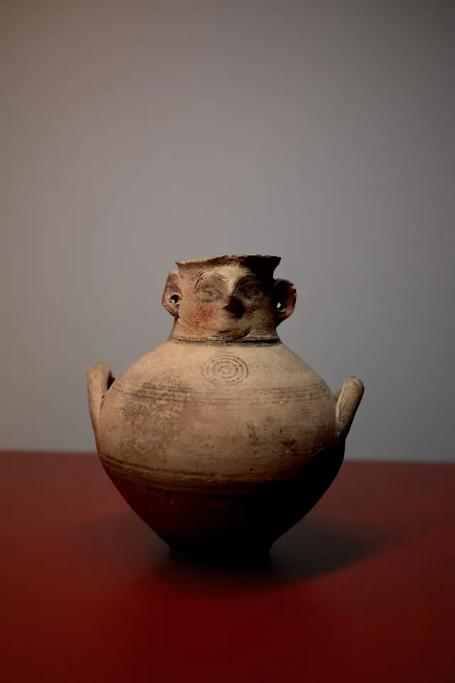 Bichrome IV Face-Neck Jar of the Kourion Type
