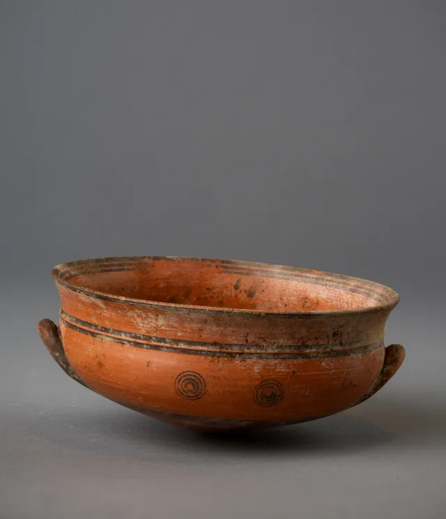 Black-on-Red Two-Handled Bowl with Raised Flaring Rim
